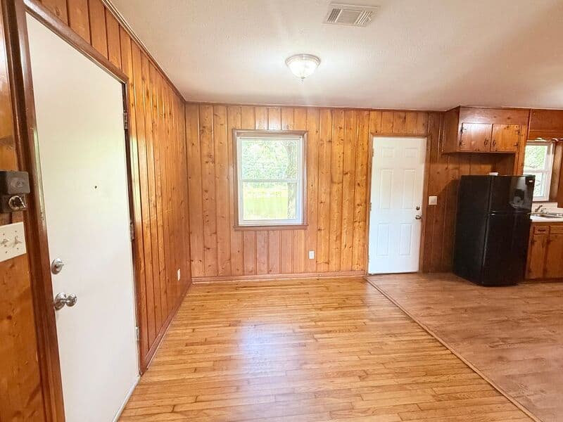 Pensacola House: 8785 Jernigan Rd.