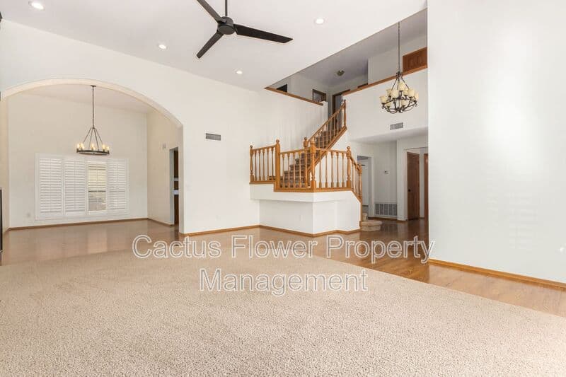 Phoenix House: 13204 S 38Th Pl