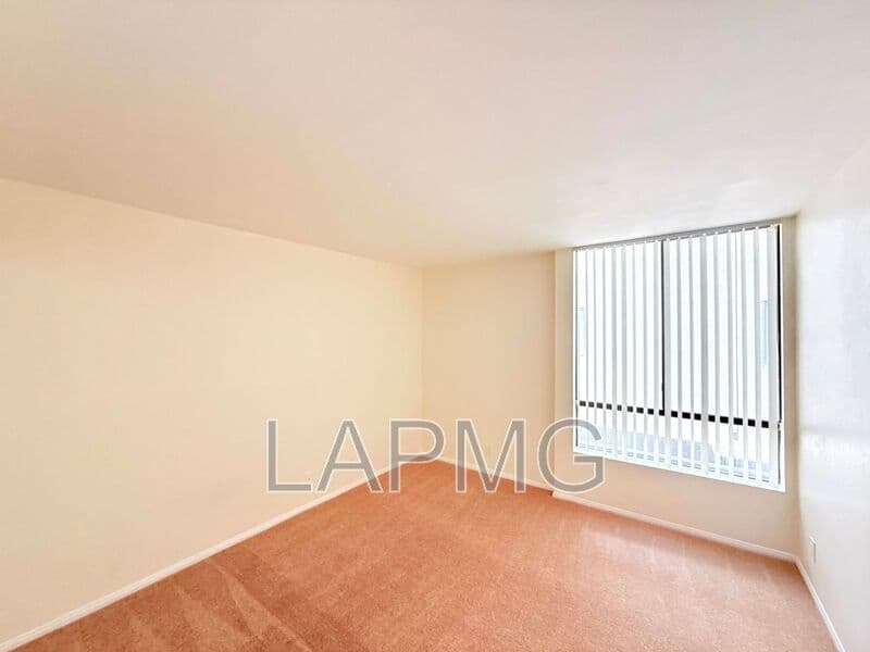 Studio City House: 4202 Tujunga Ave