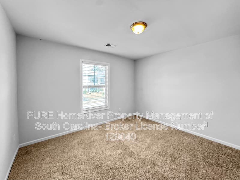 Sumter House: 355 Niblick Dr