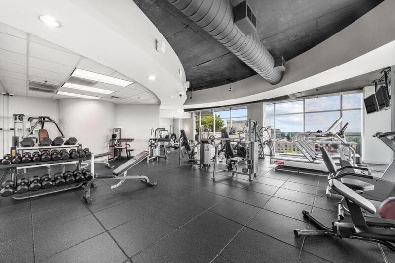Atlanta Condo: 250 Pharr Road Northeast