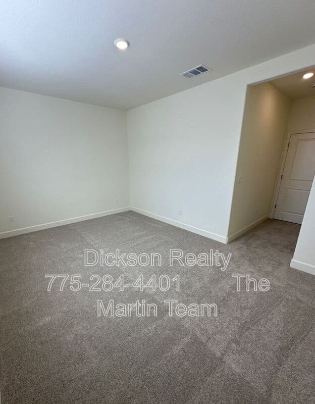 Reno House: 7897 Willow Thicket Drive