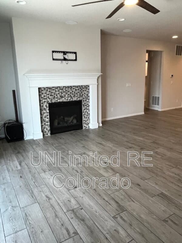 Castle Rock House: 3567 White Rose Loop