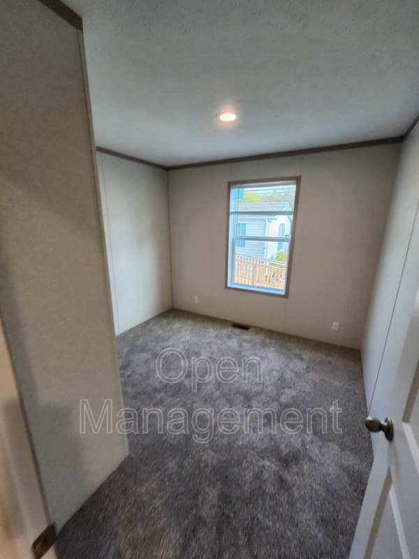 Boone House: 1901 1st St,