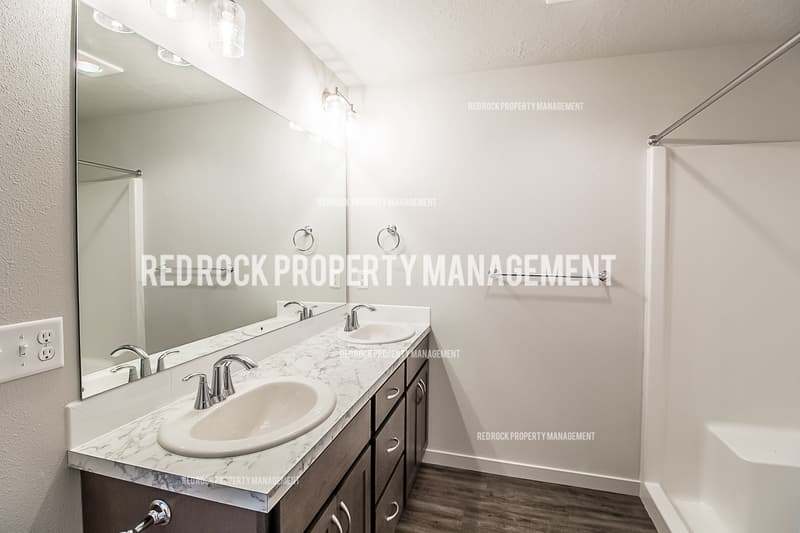 Spokane Valley Condo: 225 South Woodlawn Lane