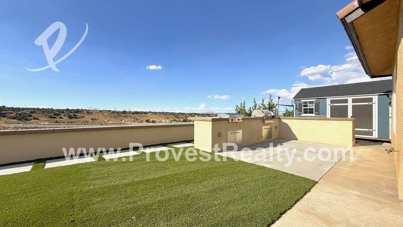Hesperia House: 7146 Amanda Way