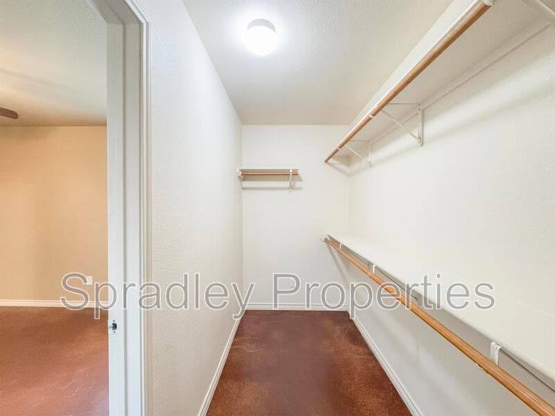 Belton Condo: 1561 Brady Way