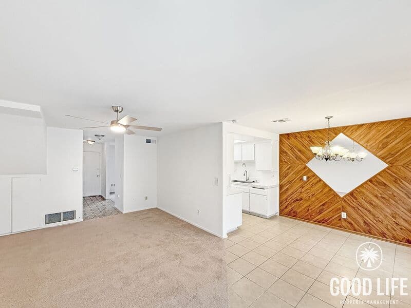 Garden Grove House: 5848 Chapman Ave
