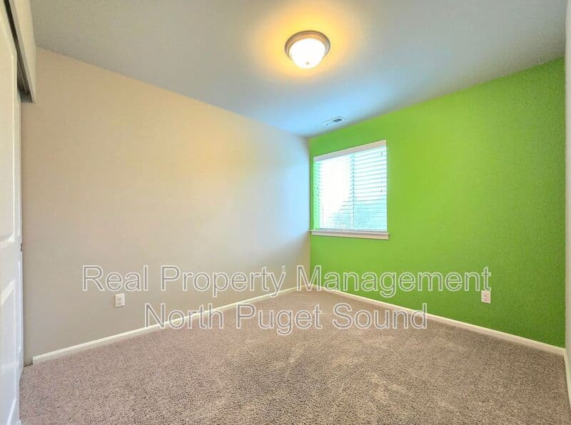 Marysville House: 8432 75th St NE