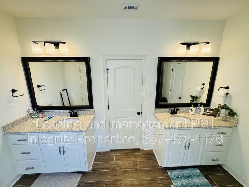 Youngsville House: 117 Preston Rose Lane