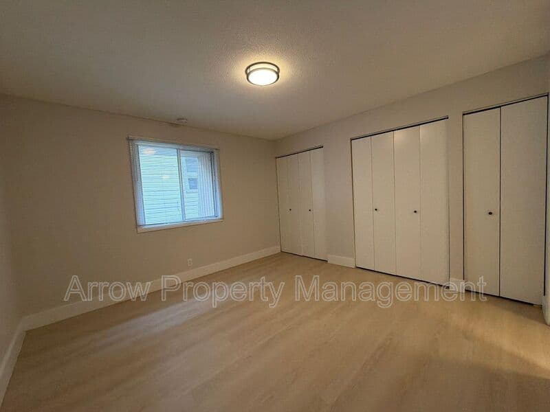 Lincoln House: 3619 North 60th Street