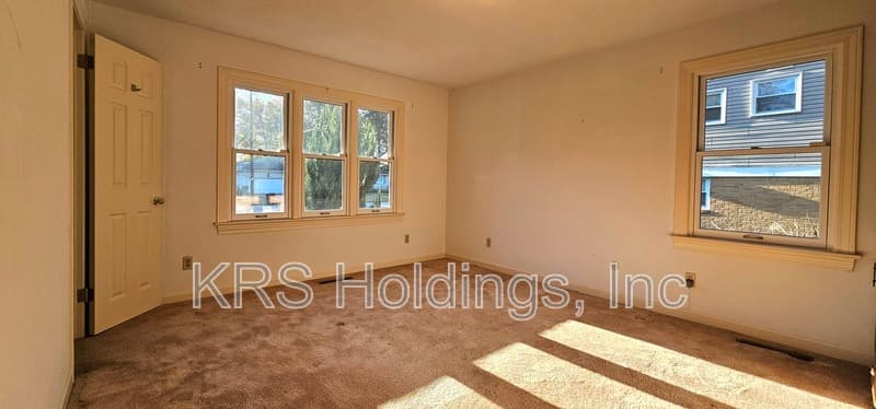Virginia Beach House: 1029 Dulcie Ave