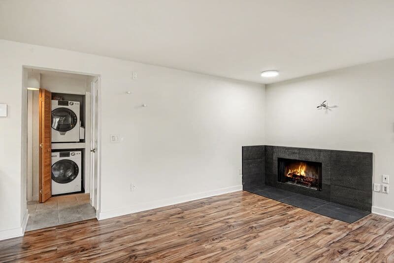 Seattle Condo: 1751 NW 58th St