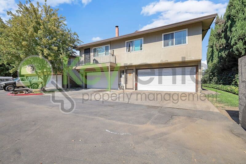 Sacramento House: 2941 Norcade Circle