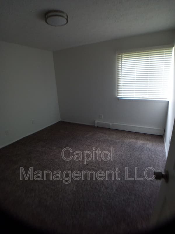 Lansing Condo: 5540 Kaynorth Road