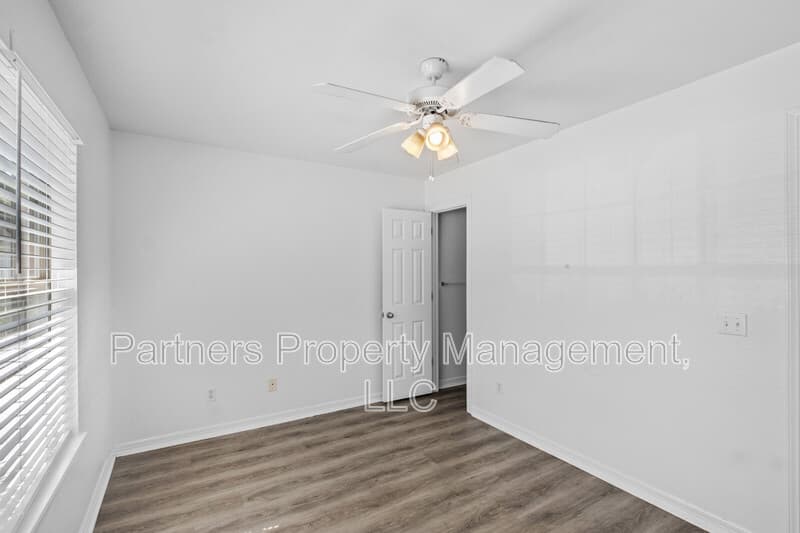 Fayetteville Condo: 1128 West Hendrix Street