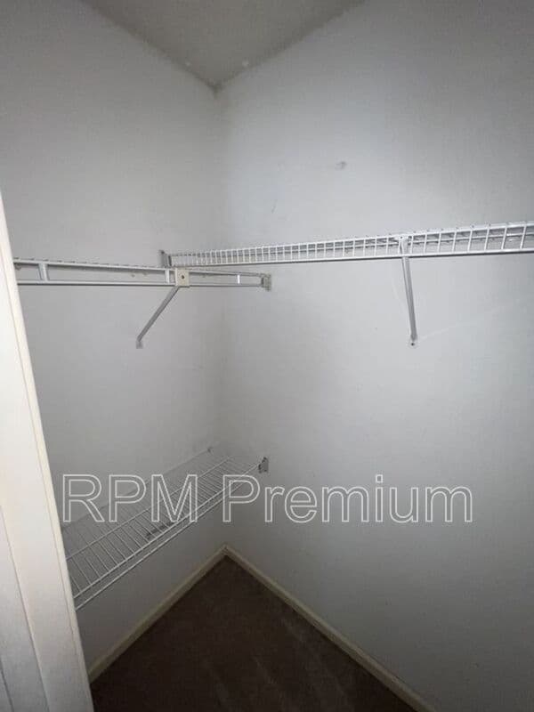 Baton Rouge Condo: 10062 Jefferson Hwy