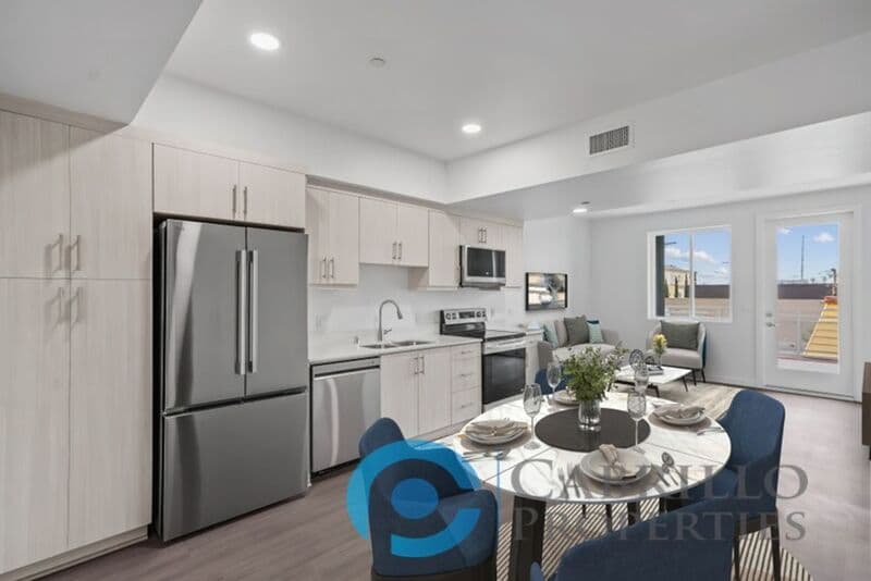 San Diego Apartment: 2724 El Cajon Blvd