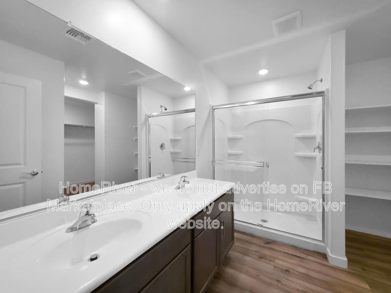 Florence House: 1050 W West Virginia Ave