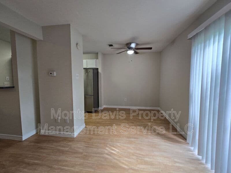 Austin Condo: 513 South Park Drive