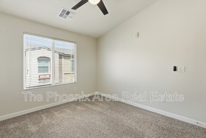 Gilbert Condo: 240 W Juniper Ave Unit 1090