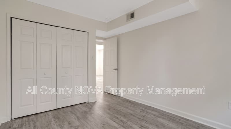 Alexandria Condo: 4 S Van Dorn St