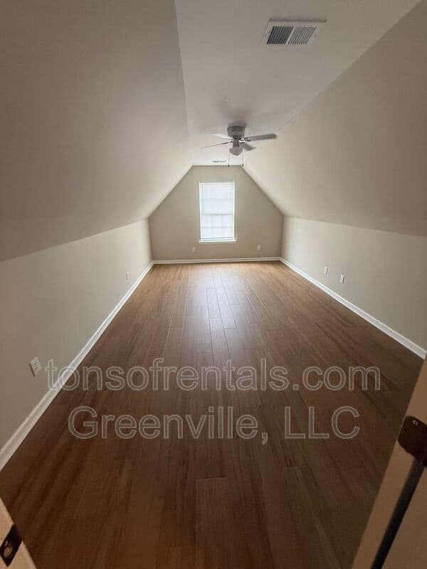 Duncan House: 151 Bellweather Drive