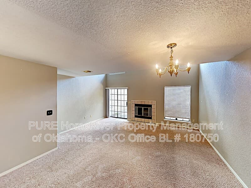 Edmond Condo: 1821 Hunters Ridge Rd