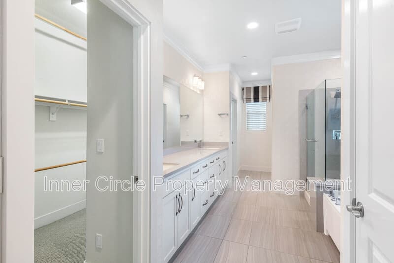 Brentwood House: 376 Bougainvilla Drive