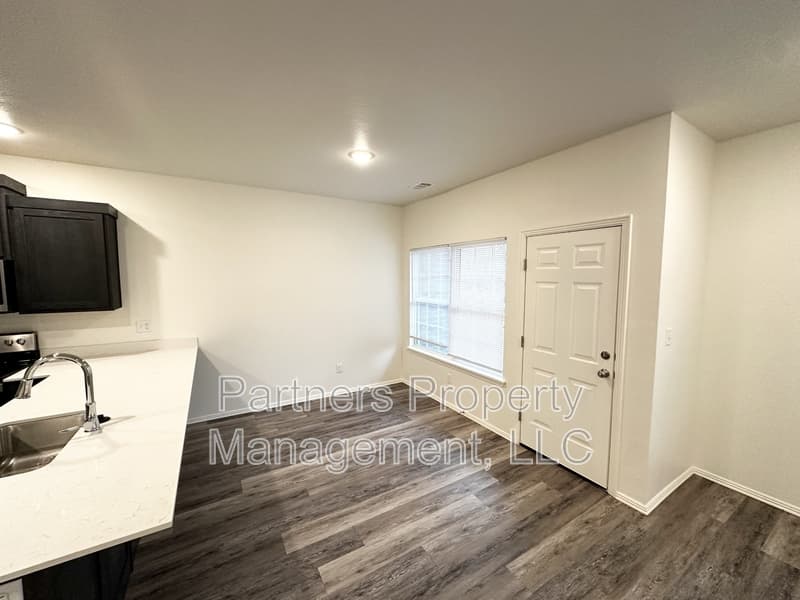 Fayetteville Condo: 1035 South Benchmark Lane - 1