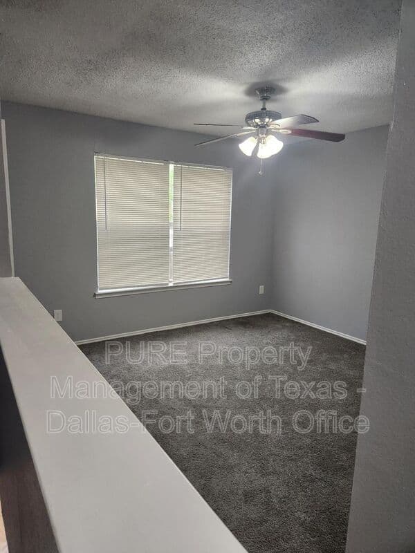 Irving Condo: 4004 W. Pioneer Dr.