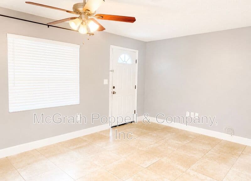 Lakeland Condo: 7704 Chase Rd