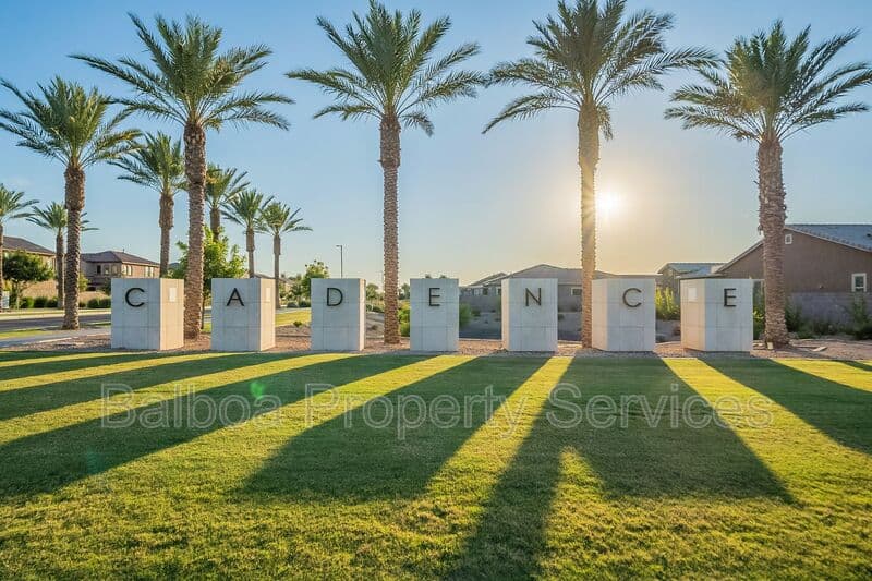 Mesa House: 5528 S Dillon Cir