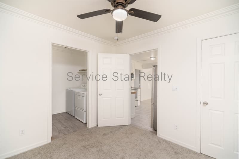 Phoenix House: 337 N 15th Ave