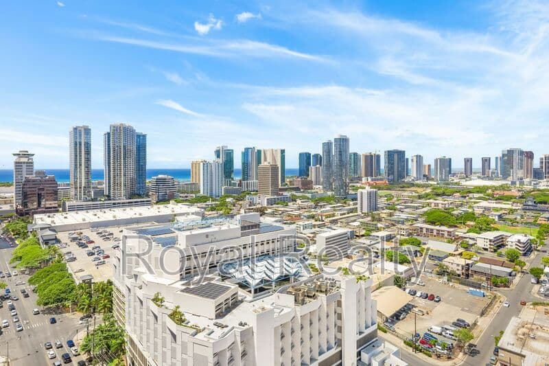 Honolulu Condo: 1515 Liona St