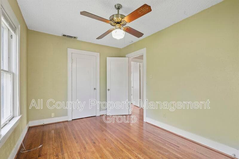 Fort Worth House: 2625 S. University Drive (Front)