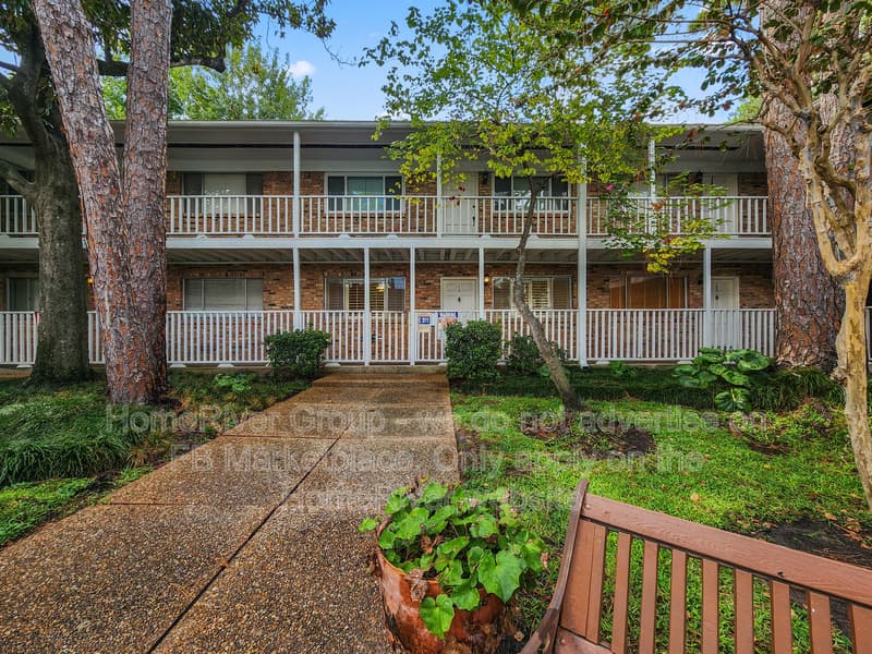 Houston Condo: 4040 San Felipe St