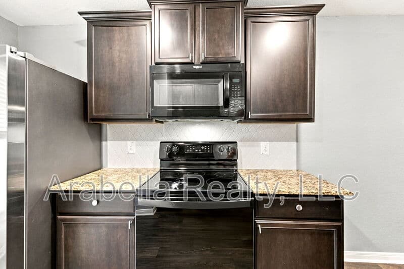 San Antonio House: 11641 Claudette St