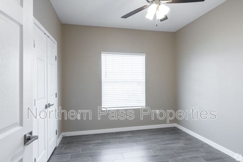 El Paso Condo: 9779 McCombs