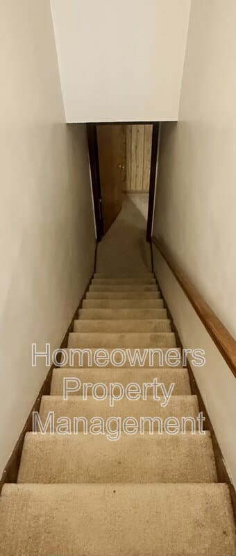 Fayetteville House: 4436 Briton Circle