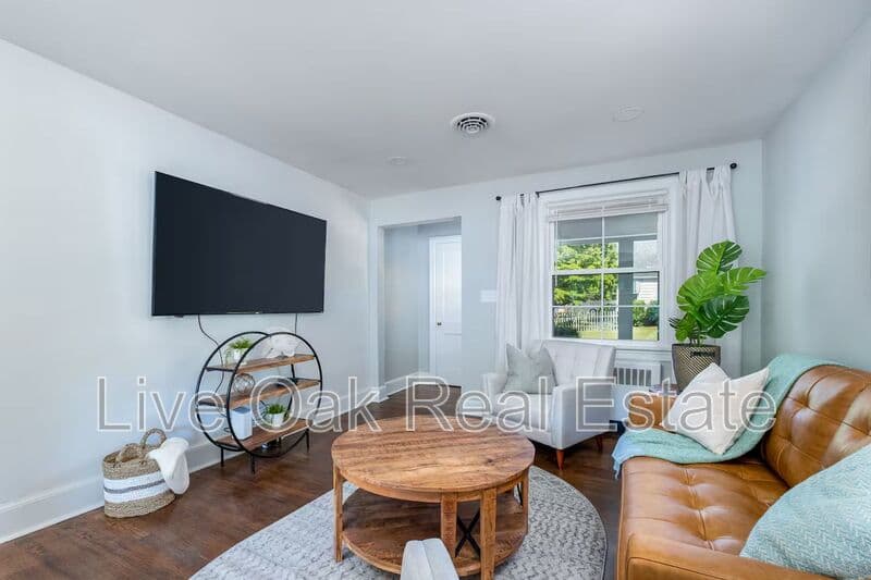 Norfolk Condo: 7147 Midfield St