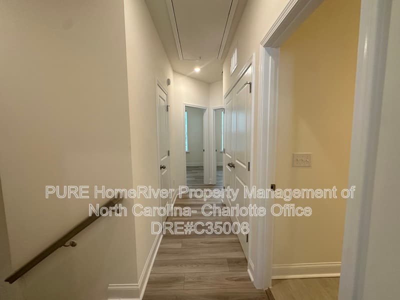 Charlotte House: 2413 Magnolia Blossom Way