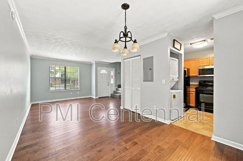 Austell Townhome: 281 Flagstone Way