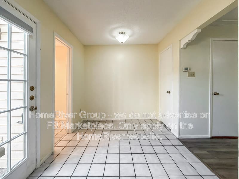 Austin Townhome: 8400 Jamestown Dr