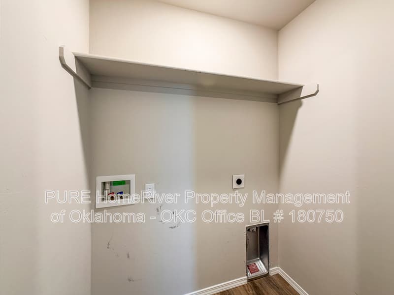 Oklahoma City House: 10332 NW 18th St