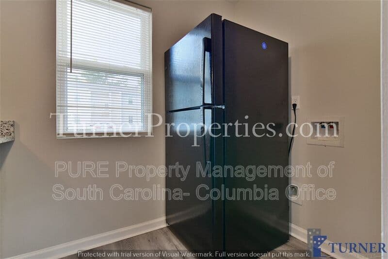 Columbia House: 308 Percival Rd