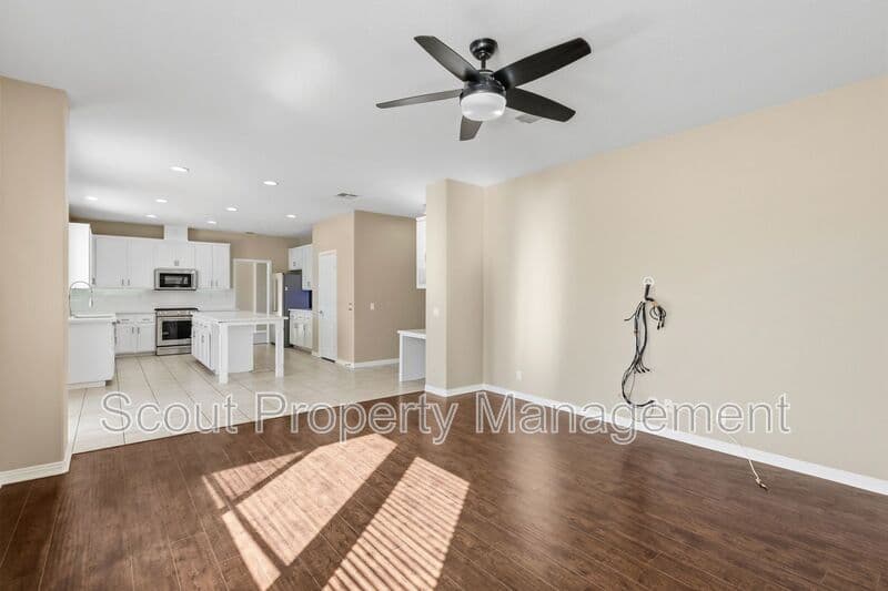 Menifee House: 28629 Maplewood Drive