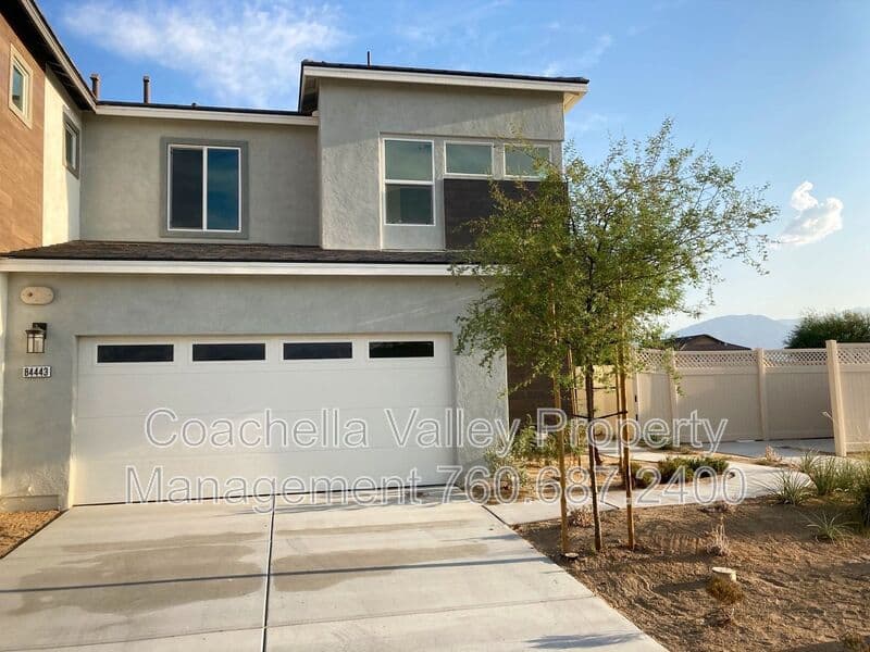 Indio House: 84443 Passagio Lago Way