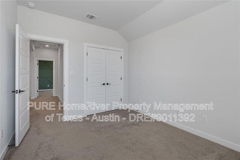 Georgetown House: 336 Berkeley Pl