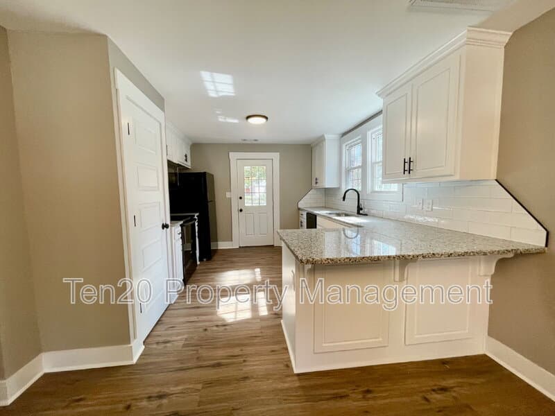 Phenix City House: 1720 19th Avenue